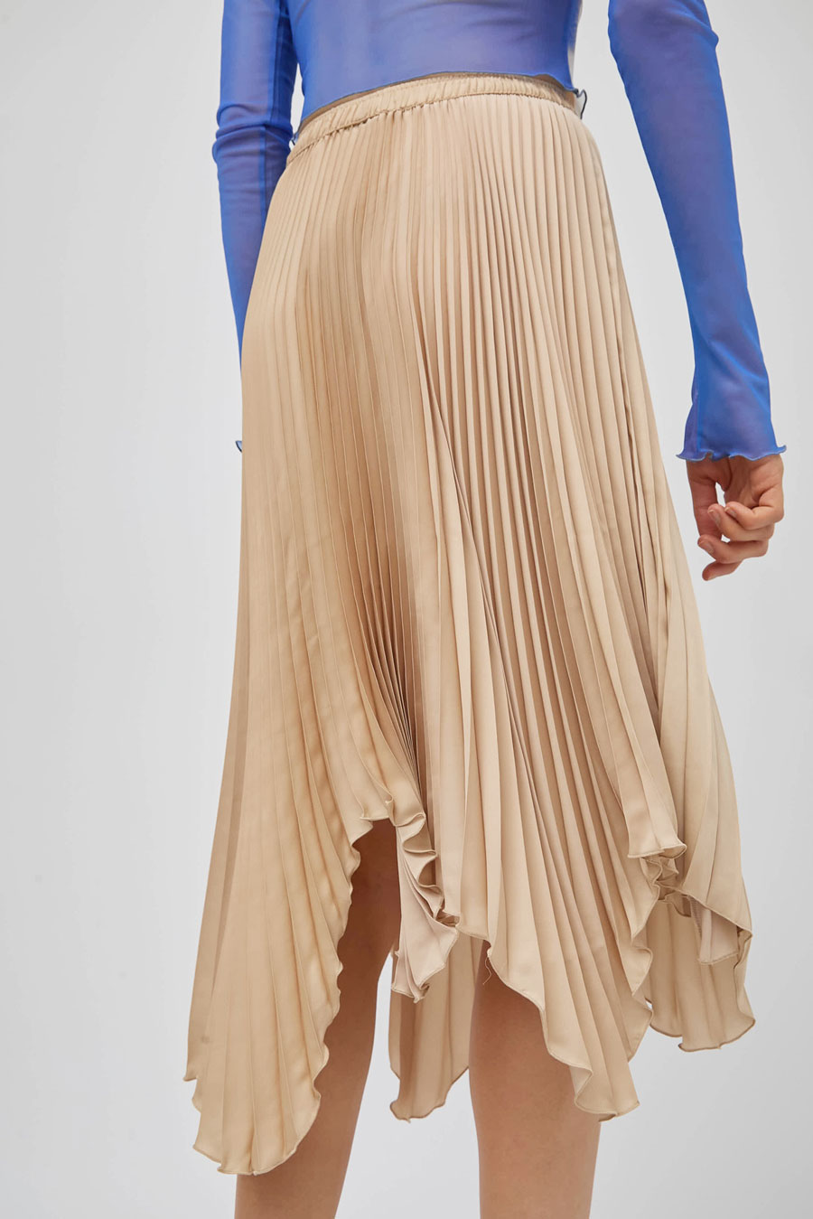 Marios Hop Pleated Skirt in Beige