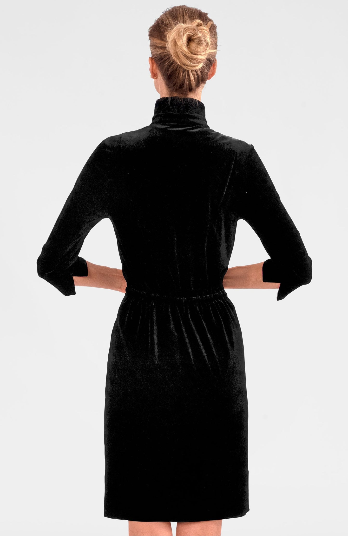 Twist & Shout Dress - Silky Velvet